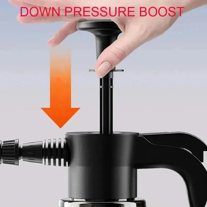 Foam up fast with this auto wash spray bottle!