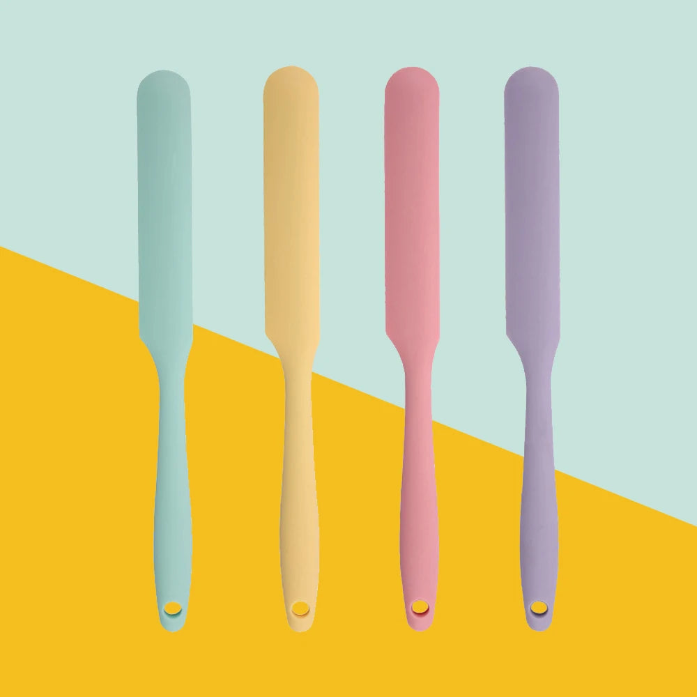Silicone Cake Spatula Heat-Resistant Baking Tool