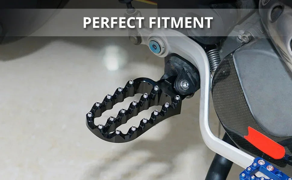 Motorcycle Foot Pegs for KTM Adventure & Supermoto