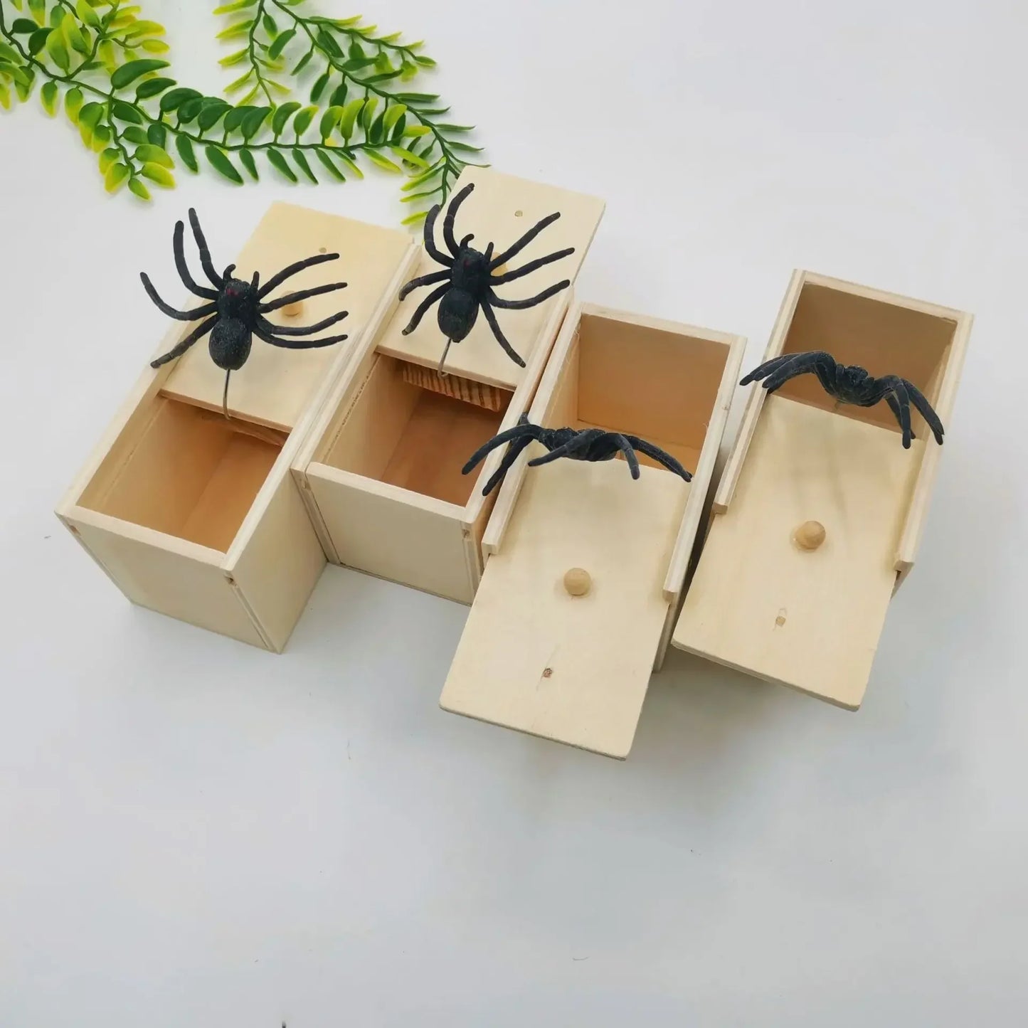 Spider Jump Scare Prank Box – Funny Gag Toy