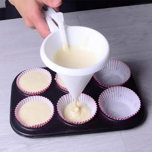 Adjustable Baking Funnel – Precise Liquid Dispenser Tool