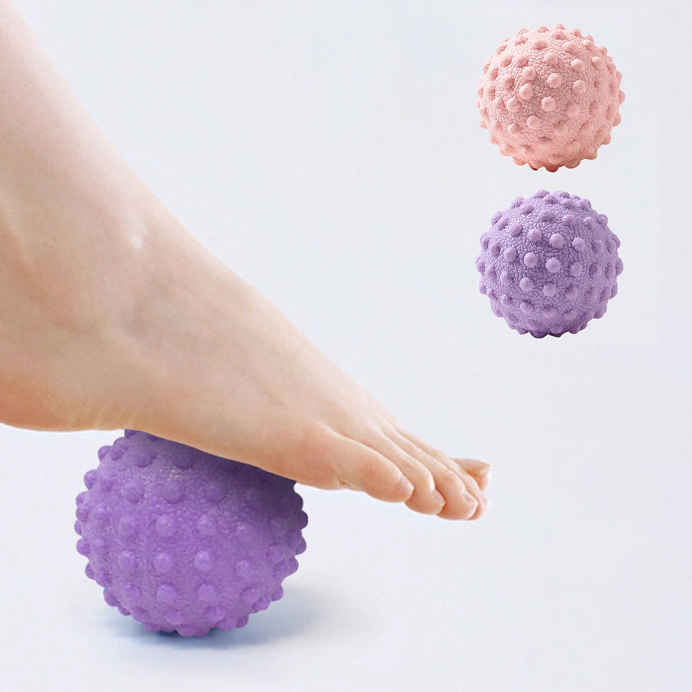 Raised Point Fascia Massage Ball – Relief at Your Fingertips!