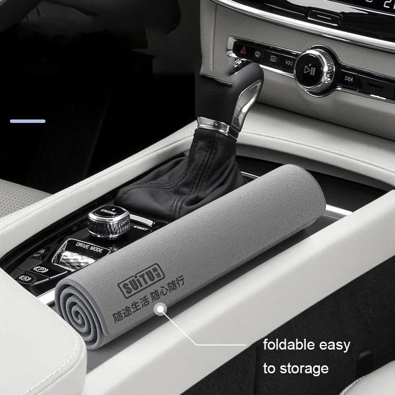 Keep your car spotless with super absorbent chamois!