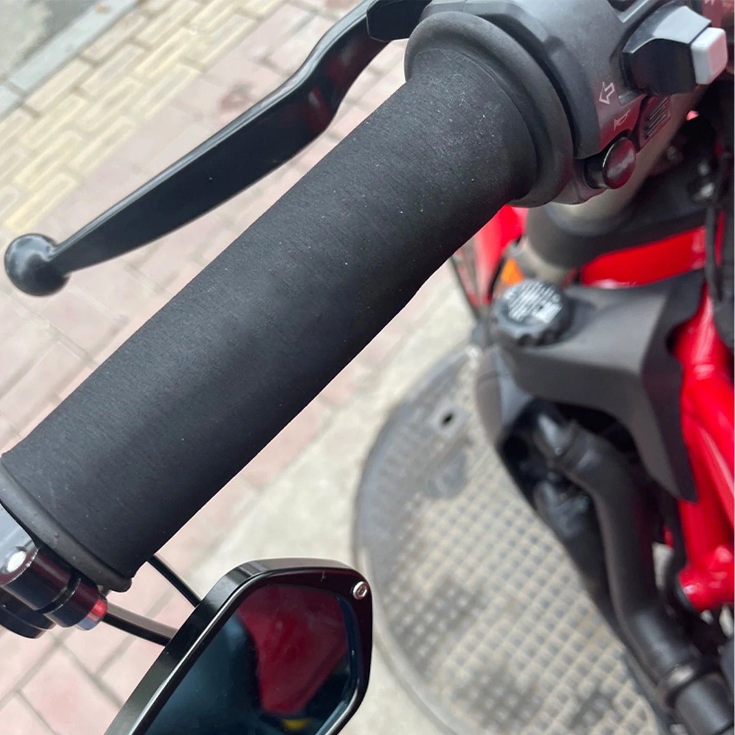 Heat Shrink Handlebar Grips for Suzuki V-Strom 650/1000/1050
