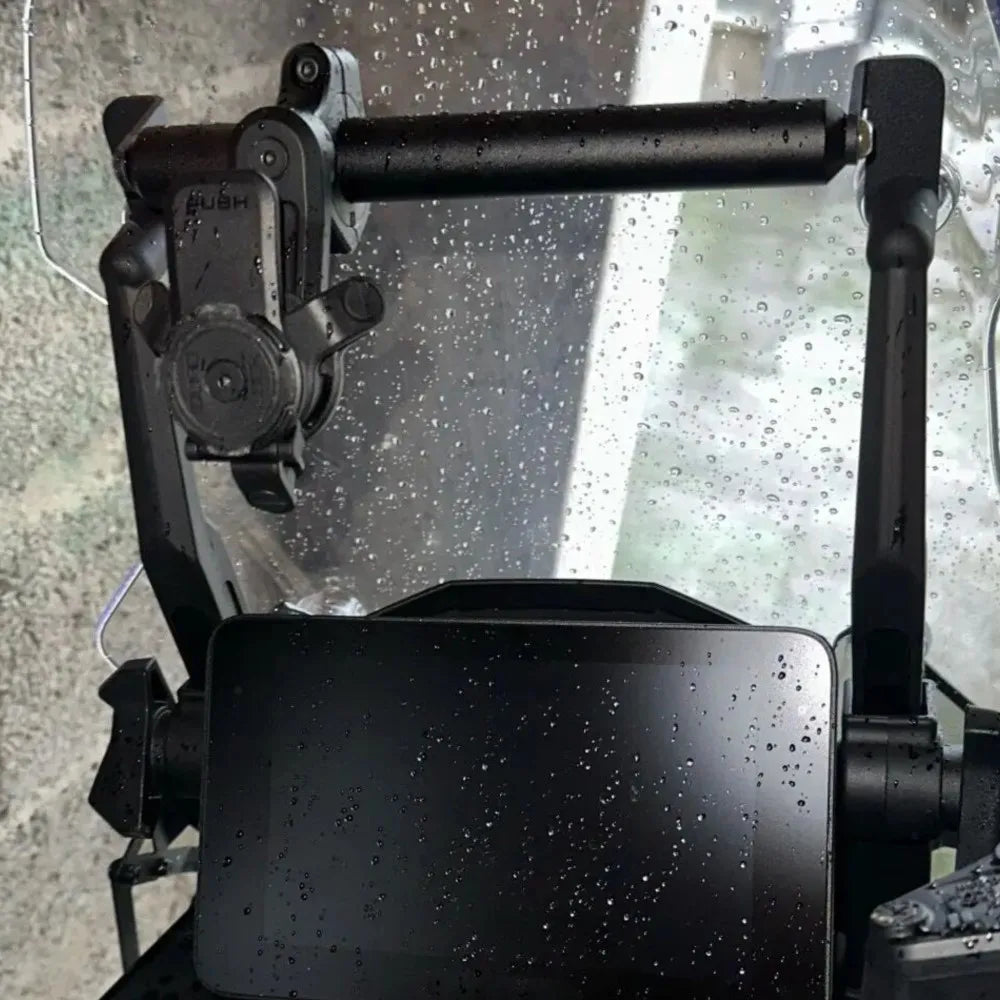 Mount your GPS with style on your CFMOTO 650MT!