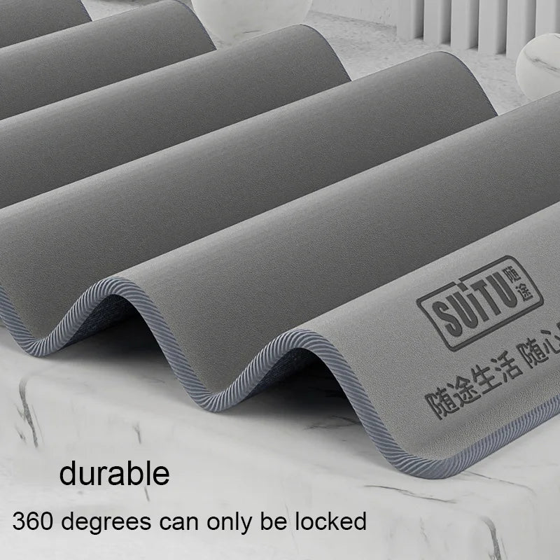 Keep your car spotless with super absorbent chamois!