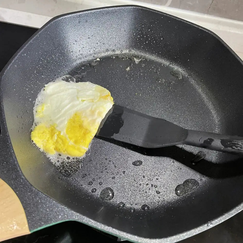 Silicone Frying Shovel – Non-Stick Cooking & Baking Spatula