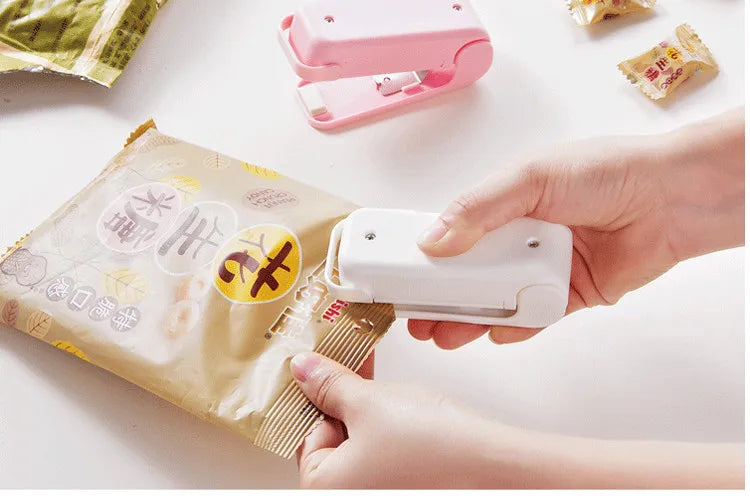 Mini Heat Bag Sealer – Portable Food Packaging Machine