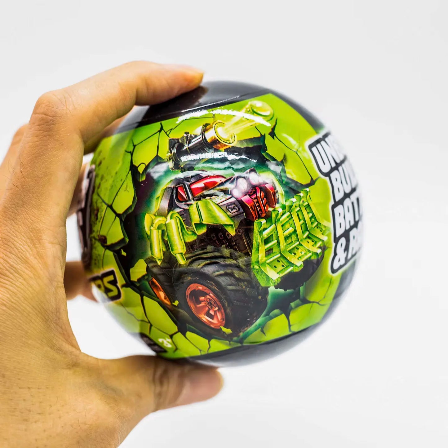 Mini Brands Surprise Ball – Tiny Shopping Fun