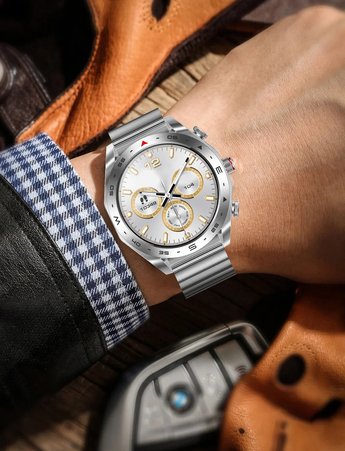 Smartwatch with Built-in TWS Earbuds