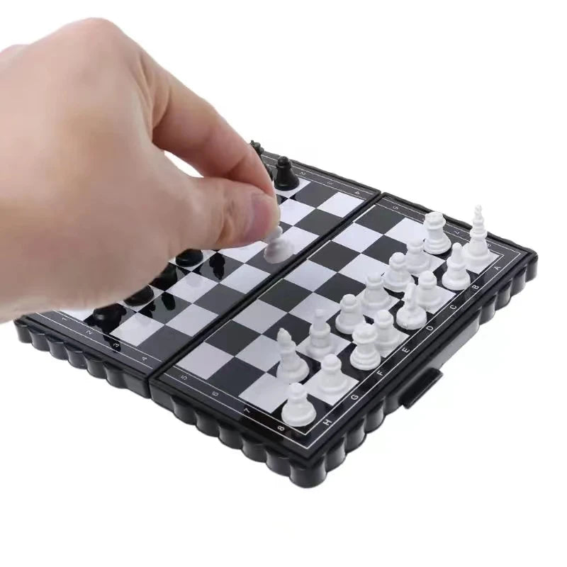 Mini Magnetic Folding Chess Set Portable