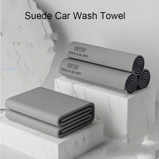 Keep your car spotless with super absorbent chamois!