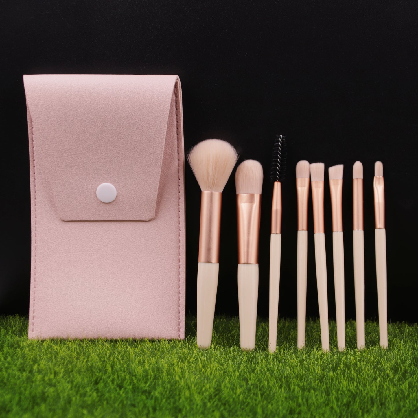 8pcs Soft Makeup Brush Set with Bag