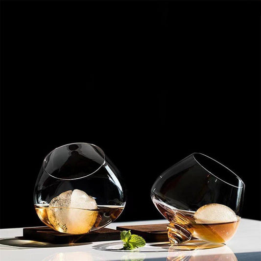 Rotating Whiskey Glass with Cigar Holder